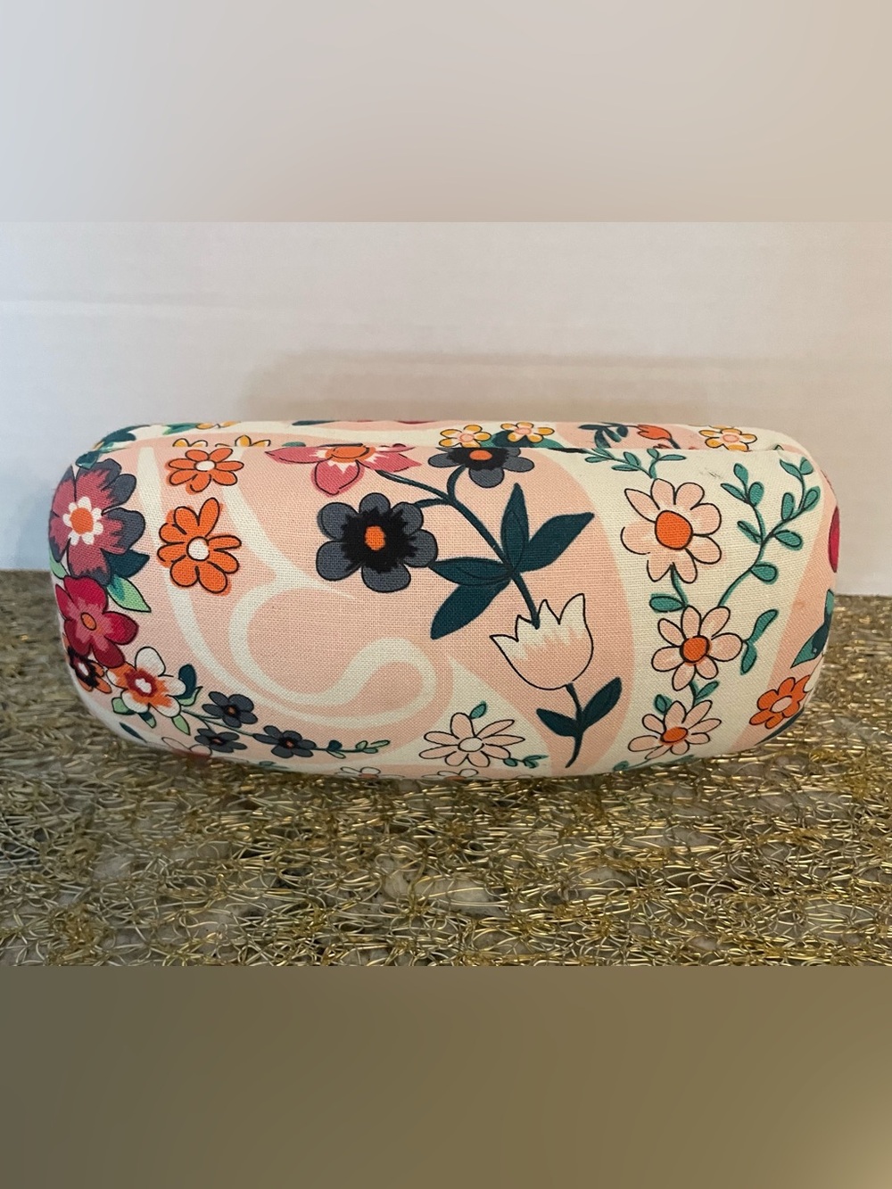 “Vintage” Vera Bradley possible “Stitched Floral” Pink Floral Hard Eyeglass Case